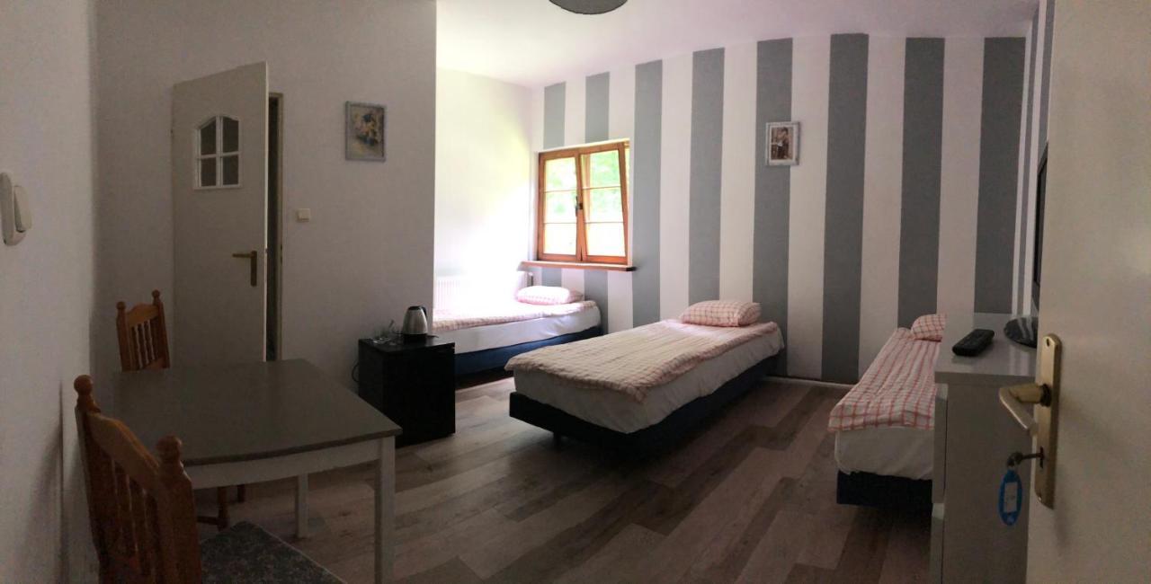 Cezar Dom Wczasowy Ruciane-Nida Exterior foto